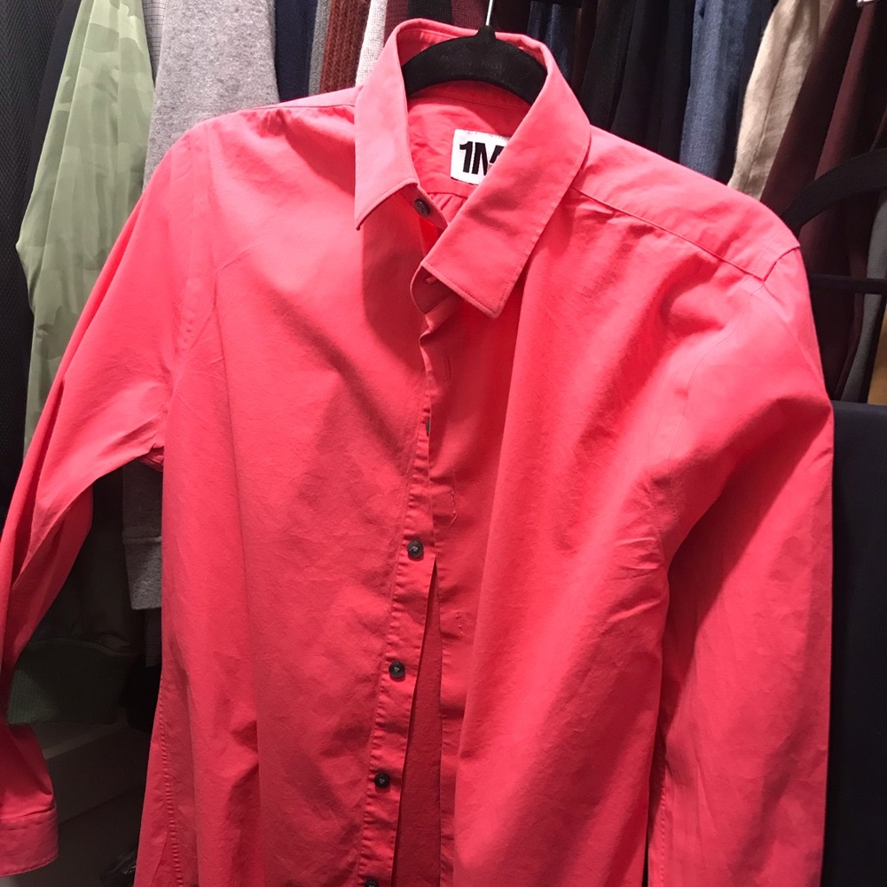 Express 1MX Size M Flamingo Pink Shirt